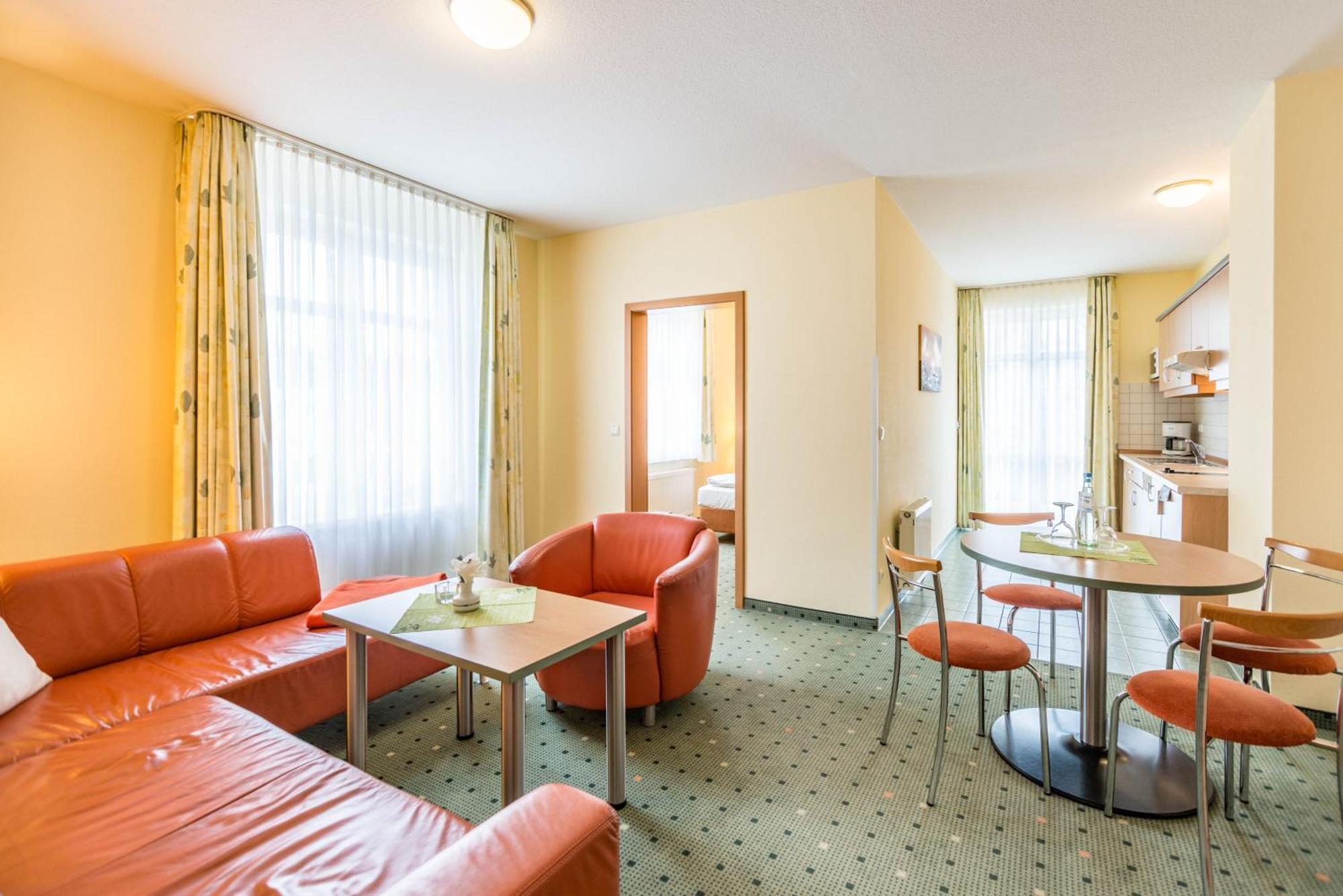Am Weststrand Aparthotel Kuehlungsborn Exterior foto