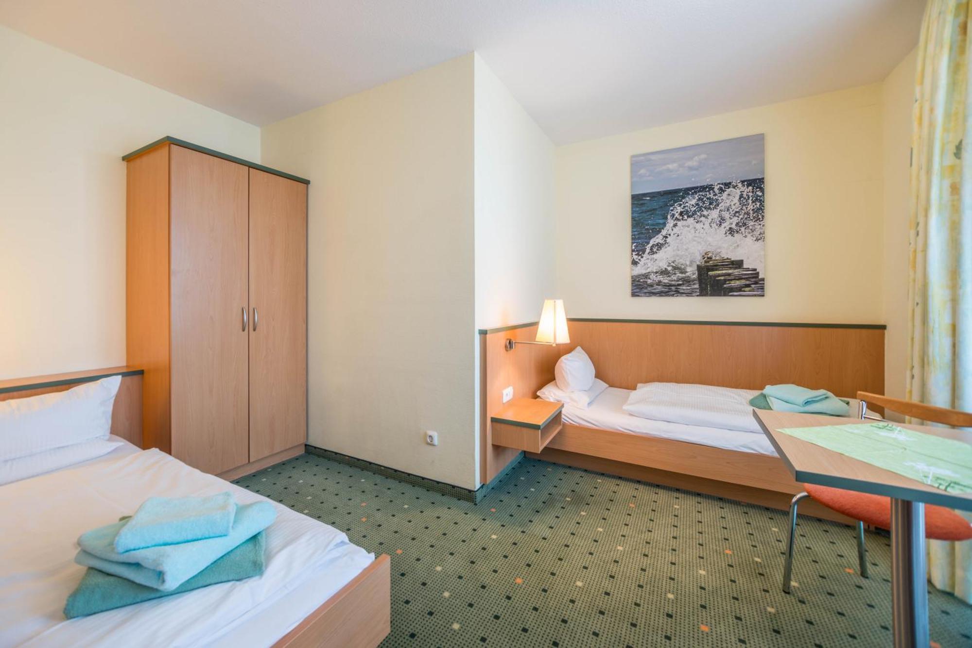 Am Weststrand Aparthotel Kuehlungsborn Exterior foto