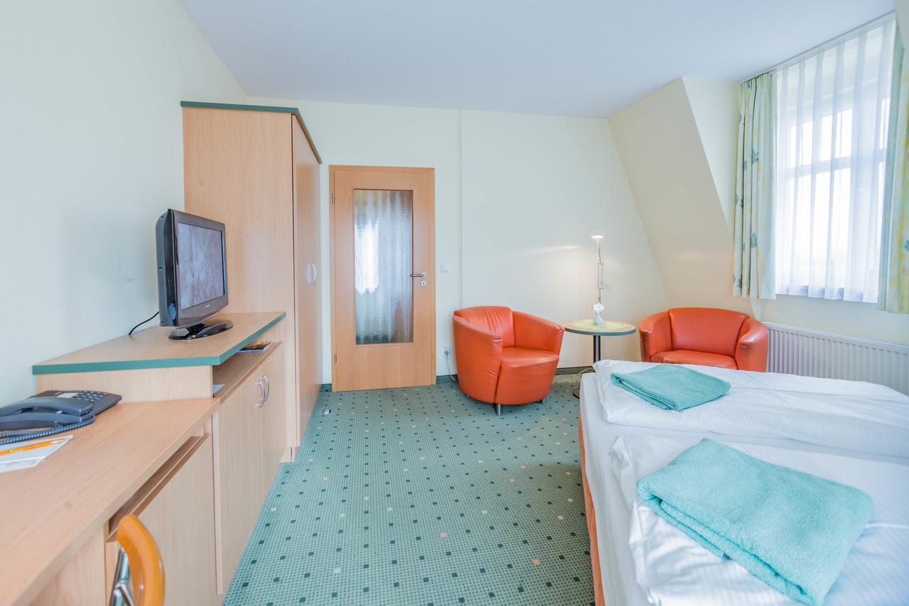 Am Weststrand Aparthotel Kuehlungsborn Exterior foto