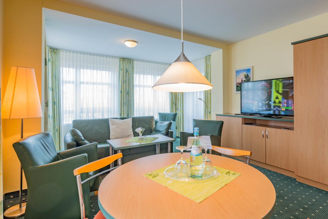Am Weststrand Aparthotel Kuehlungsborn Exterior foto