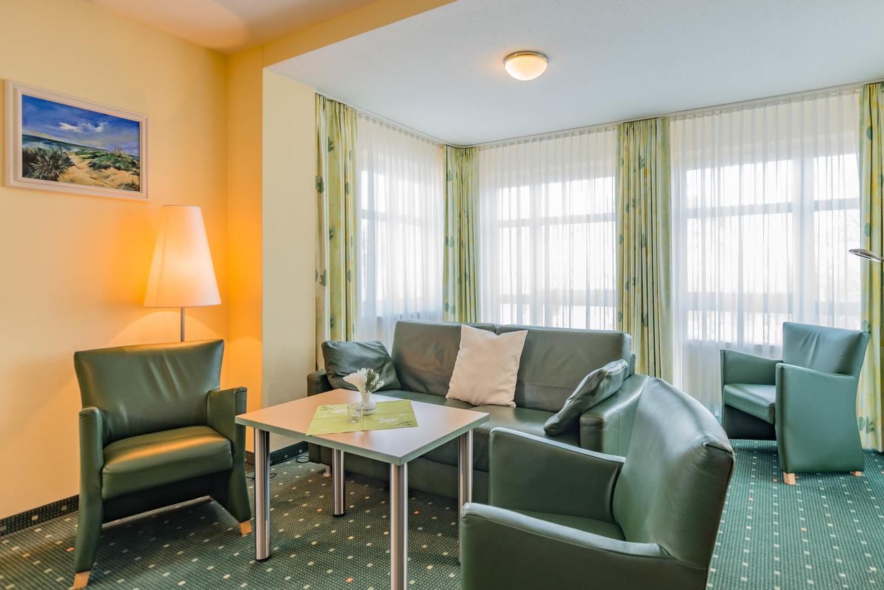 Am Weststrand Aparthotel Kuehlungsborn Exterior foto